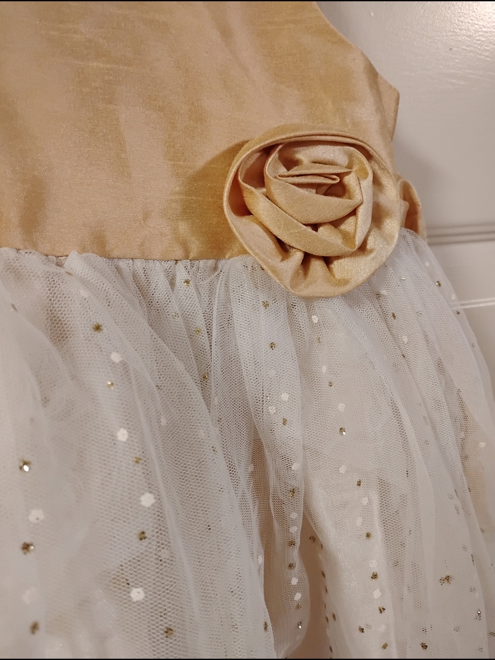 Holiday Editions Gold and White Sparkle Dress Size 3t - Picture 3 of 8